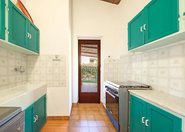 Дом отдыха Elena 200m From The *