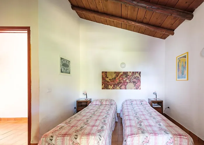 Elena 200m From The Holiday home *